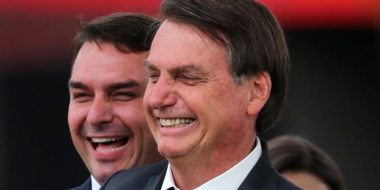 Aliança do Brasil só conseguiu 1,6% das assinaturas necessárias e apoio em 13 estados