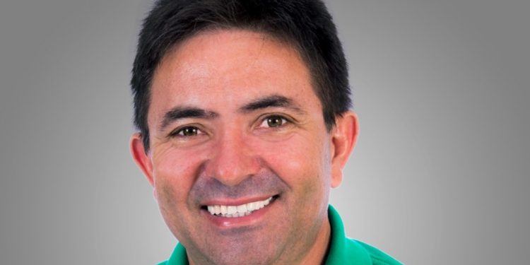 Tio do atual prefeito de Granjeiro orientava testemunhas do caso que investiga morte de antecessor, diz Polícia Civil