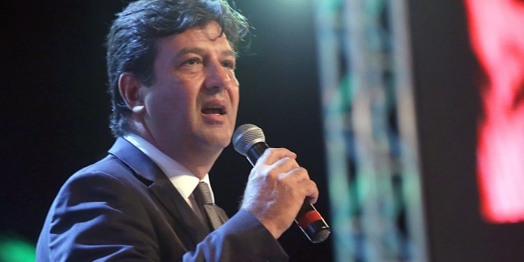 Em reunião, Mandetta defende adiar eleições de 2020 para conter coronavírus