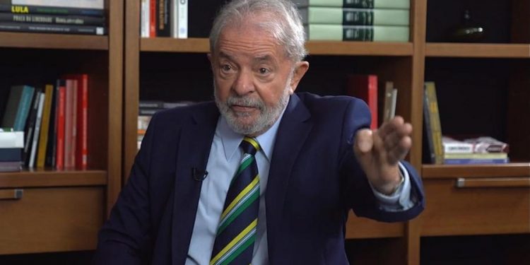 Lula sobre coronavírus: ‘Primeiro salvamos o povo, depois a economia’