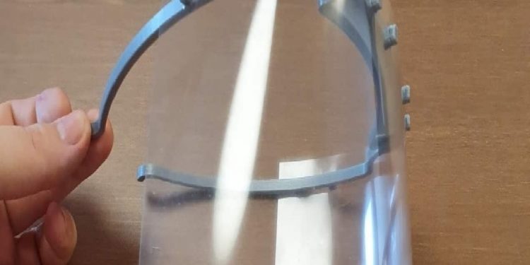 IFCE de Tauá produz máscaras de proteção para profissionais da saúde do Município