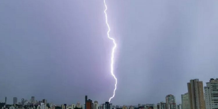 Ceará teve média de um raio por minuto nos dois primeiros meses de 2020