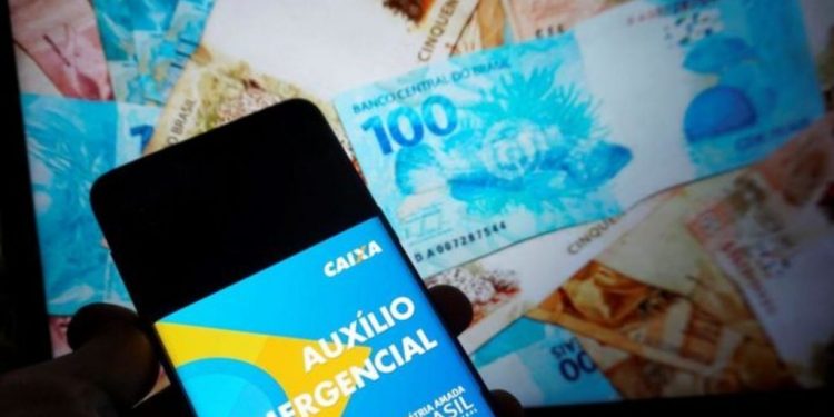 Caixa realiza pagamento do auxílio emergencial para 3,6 milhões nesta quinta (30)