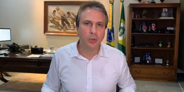 Camilo Santana diz que Ceará deve receber equipamentos hospitalares para enfrentamento ao coronavírus até 15 de abril