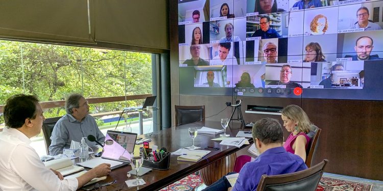 Conselho de Governança Fiscal se reúne para discutir medidas durante a pandemia do coronavírus no CE