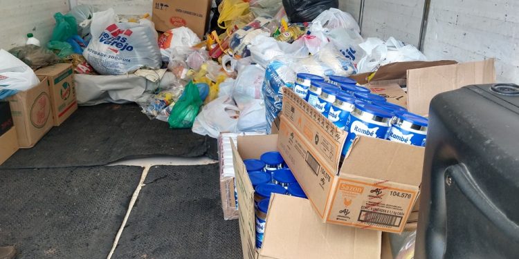 Ação ecumênica em Juazeiro do Norte arrecada 1 tonelada de alimentos para doação a famílias carentes