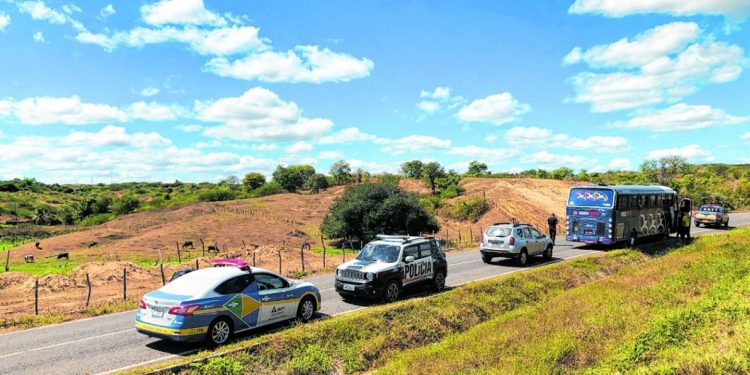 “Migração de retorno” acelera disseminação do coronavírus no CE