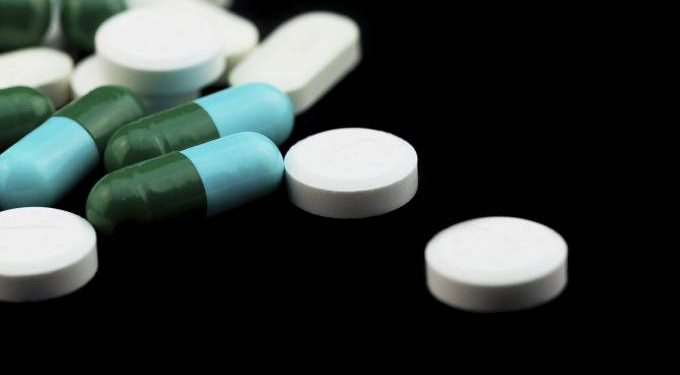 Hospitais na Suécia interrompem uso de cloroquina por efeitos colaterais