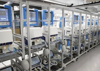 Os ventiladores mecânicos são equipamentos fundamentais para o tratamento de síndromes respiratórias graves (Foto meramente ilustrativa)