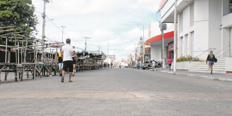 Municípios do Interior diminuem fluxo de veículos em até 60%