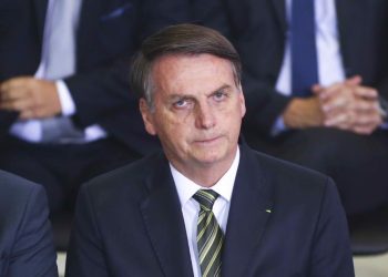 Presidente Jair Bolsonaro e ministros durante a cerimonia em homenagem aos 300 dias de govenro. Brasilia, 05-11-2019. Foto: Sérgio Lima/PODER 360