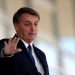 Ignorando mortes, Bolsonaro ironiza críticas e confirma churrasco para 3 mil convidados neste sábado (9)