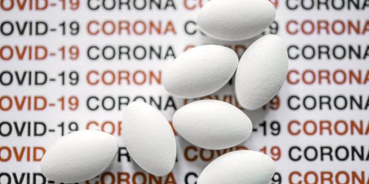 Ministério da Saúde divulga protocolo para cloroquina em casos leves de Covid-19