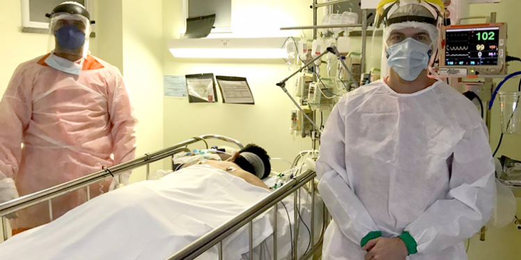 Fisioterapia ajuda na recuperação de pacientes internados no Hospital Regional do Cariri