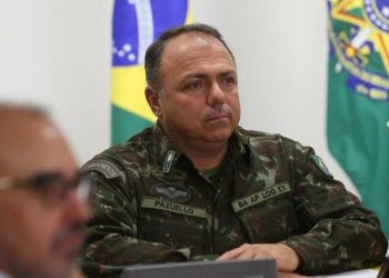 O general Eduardo Pazuello, que assume interinamente o Ministério da Saúde (Foto: Valter Campanato/Agência Brasil)