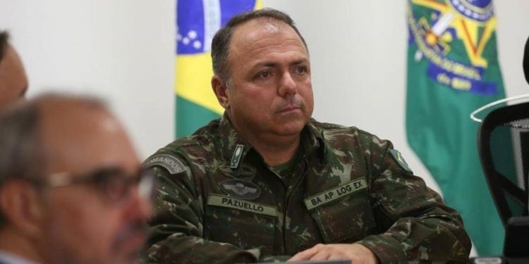 Interino da Saúde vai liberar cloroquina a mando de Bolsonaro