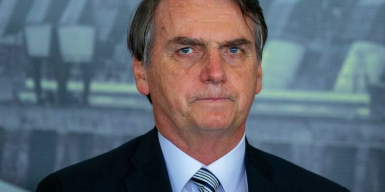 Procuradores veem indícios de crime de Bolsonaro em apuração sobre PF