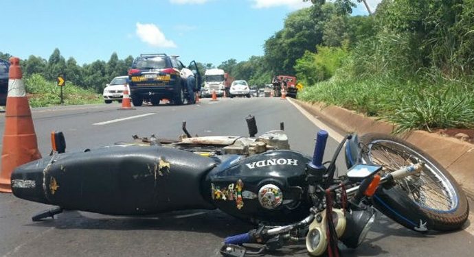 Pernas pra que te quero – Por J. Flávio Vieira