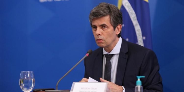 Nelson Teich pede demissão do governo Bolsonaro