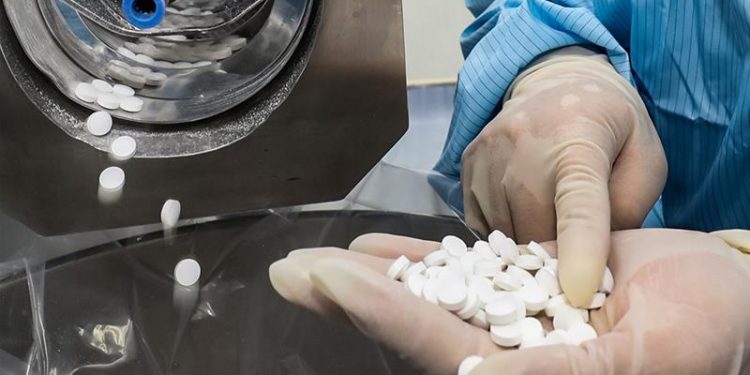 Estudos não comprovam eficácia da cloroquina contra coronavírus