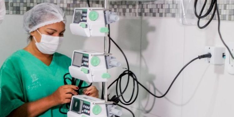 TRF-5 mantém decisão que determina entrega de 94 respiradores comprados pelo Ceará