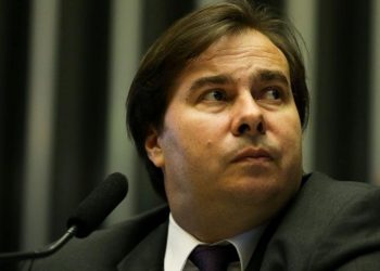 O presidente da Câmara dos Deputados, Rodrigo Maia (DEM-RJ), durante sessão na Casa (Foto: Marcelo Camargo/Agência Brasil)