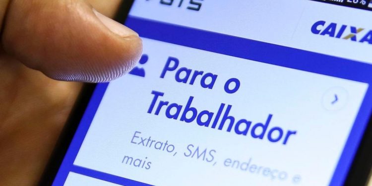 Todos os trabalhadores poderão sacar até R$ 1.045 de contas ativas ou inativas, sendo limitada pelo saldo do Fundo (Foto: Marcelo Camargo/Agência Brasil)