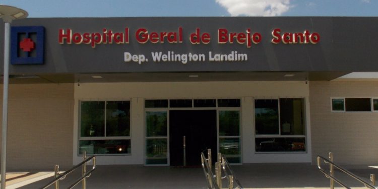 Em Mauriti, jovem é esfaqueada e morta pelo ex-padrasto ao defender a mãe em discussão