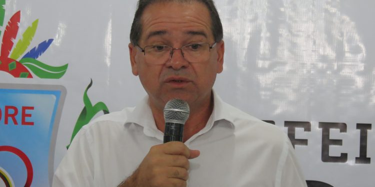 Zé Ailton Brasil (PT), prefeito do Crato (Foto: Samuel Pinheiro/Revista Cariri)