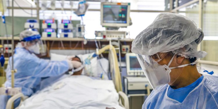 Caso a curva de contaminação continue crescendo, os hospitais não terão mais capacidade para atender pacientes mais graves (Foto: Divulgação)