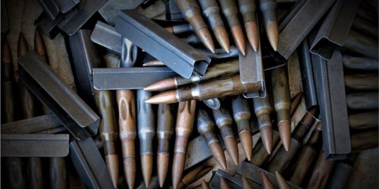 Justiça suspende portaria que aumentava limite de compra de munição