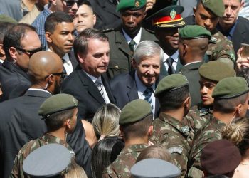 New York Times diz que há ameaça de “golpe militar” no Brasil para manter Bolsonaro no poder