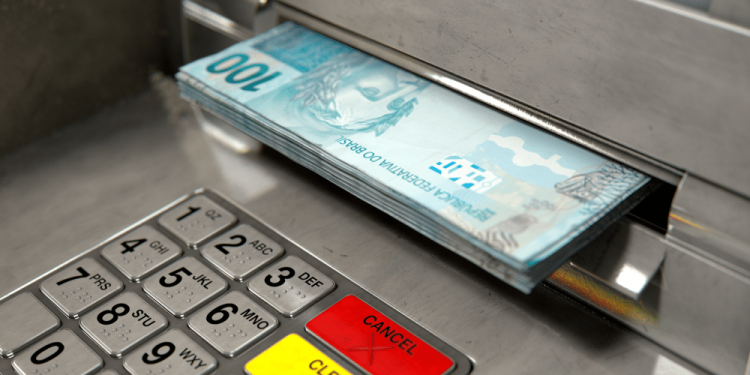 Pagamento do 13º salário de servidores estaduais está garantido, afirma secretária da Fazenda