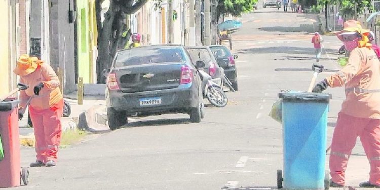 Covid-19: CE tem baixa adesão ao plano de contingência de resíduos