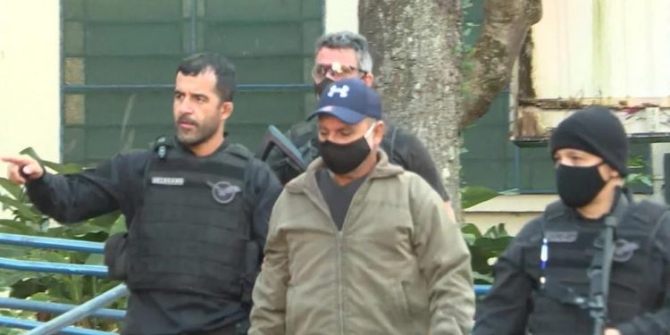 Desembargadora nega pedido de prisão domiciliar para Queiroz