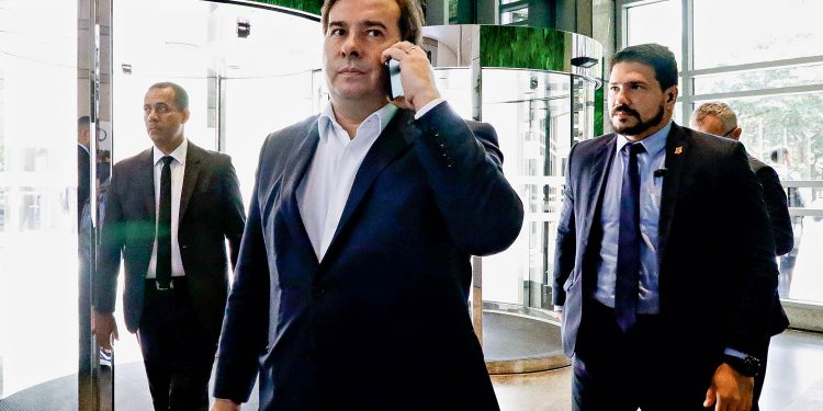 Maia passa fim de semana articulando para levar à votação o adiamento das eleições (Foto: Aloisio Mauricio/Fotoarena)