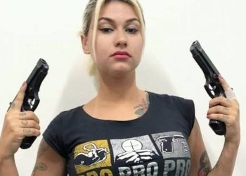 Sara Winter disse, em entrevista à revista "Veja", que não gritará mais "mito, mito", em referência ao apelido dado por apoiadores ao presidente (Foto: Arquivo)