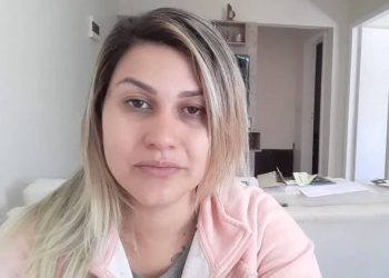 Ativista Sara Winter de grupo armado de extrema-direita ameaça ministro do STF (Foto: Reprodução/Youtube)