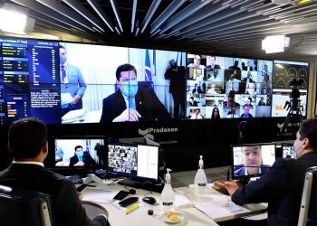 Na votação em segundo turno pelo Senado, o texto-base teve 64 votos favoráveis, 7 contrários e 1 abstenção (Foto: Waldemir Barreto/Agência Senado)