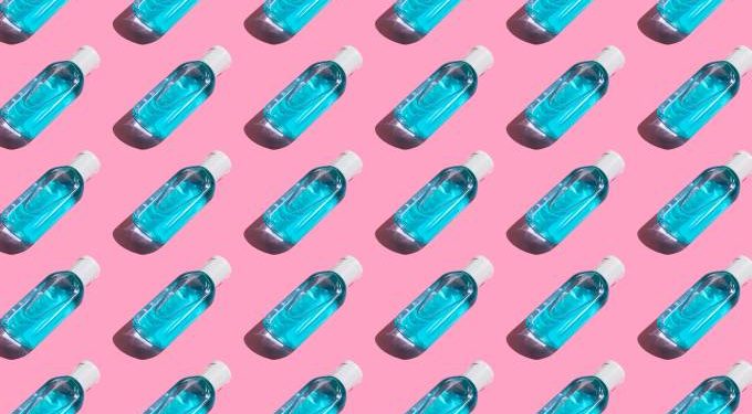 Álcool em gel fica pegajoso por causa do novo coronavírus