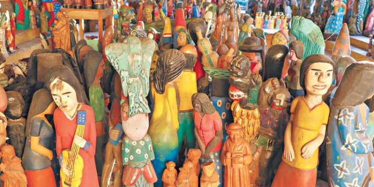 Artesãos do Centro Mestre Noza contabilizam queda de até 90% na pandemia