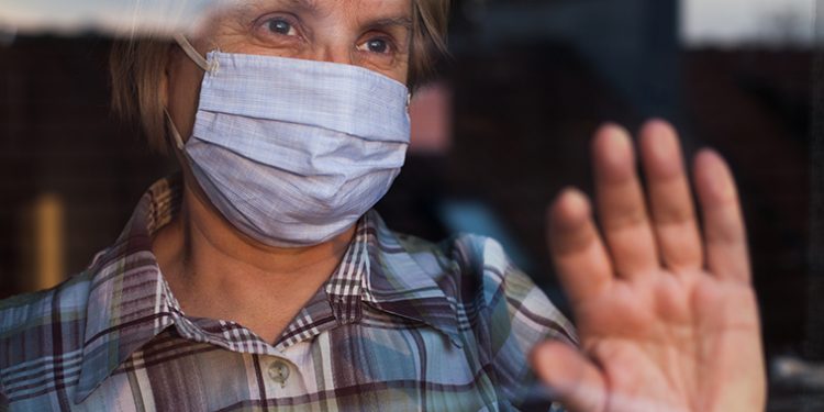 Por que as pessoas furam o isolamento social mesmo sabendo que é errado?