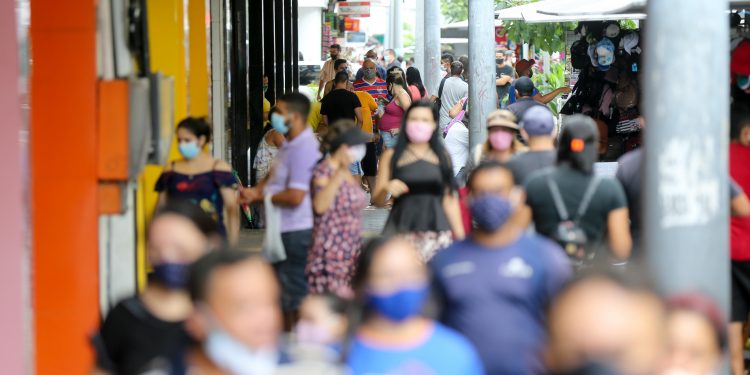 Lei estadual determina multa para quem não usar máscara no Ceará