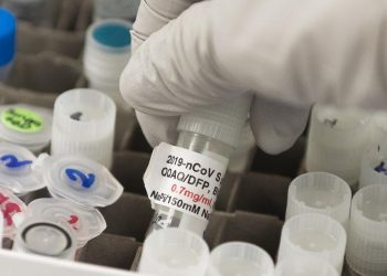 EUA, Reino Unido e Canadá acusam Rússia de tentar roubar dados sobre vacina para Covid-19