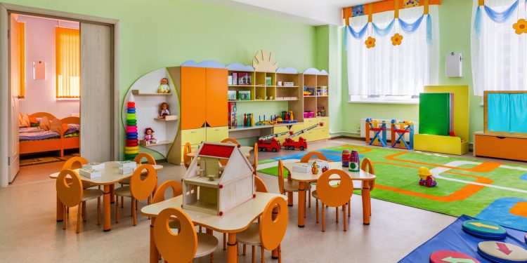 Governo quer R$ 6 bilhões do Fundeb para bancar ‘voucher-creche’ no setor privado