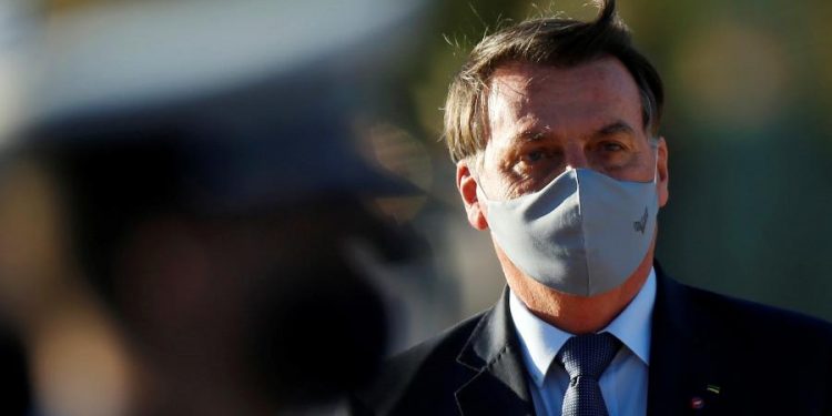 Bolsonaro mente ao dizer que esquerda quer descriminalizar pedofilia