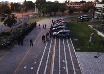 Cerca de 1000 policiais federais, civis e militares participam da Operação em todo o País (Foto: Divulgação/MPCE)