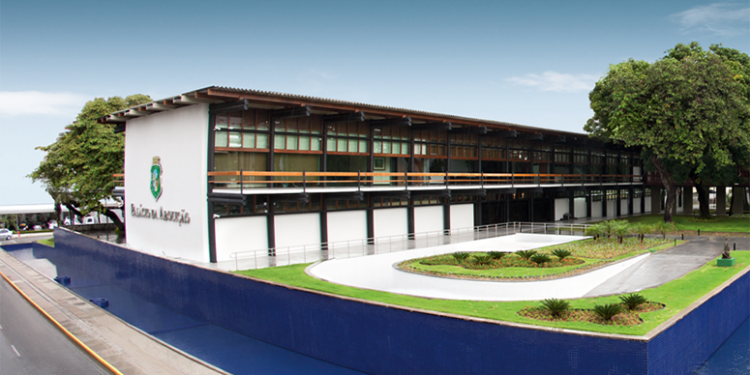 Camilo quer criar Conselho de Governadores do Ceará; proposta foi enviada para Assembleia