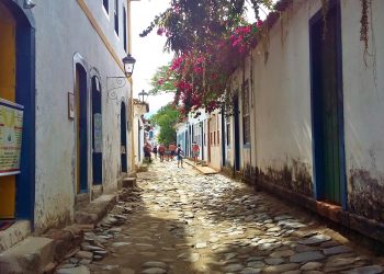 Rua em Paraty (RJ)