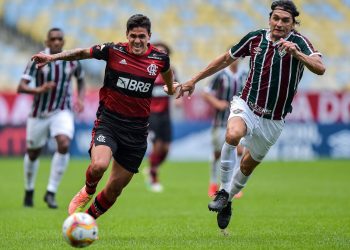 Flamengo vence Fluminense e pode até empatar para ser campeão do Carioca